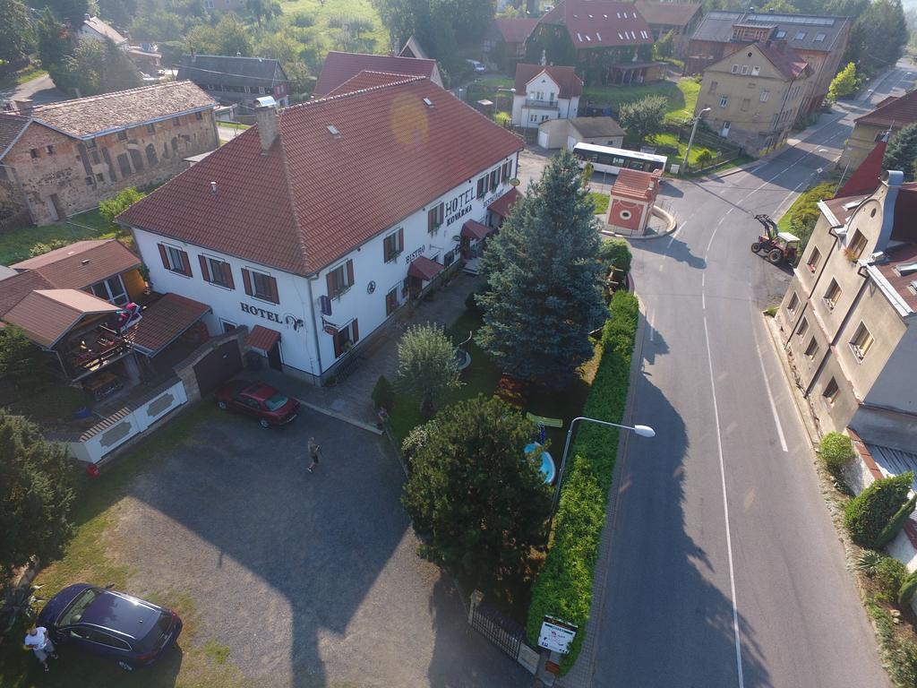 Hotel Kovarna Дечин Экстерьер фото